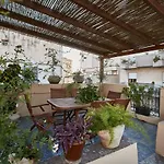 Maison d'hôtes Dimora La Commare 4*