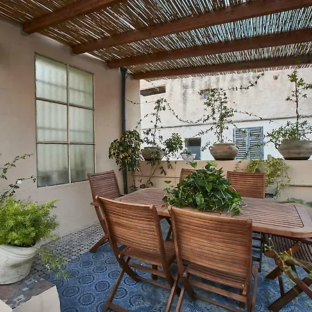 Gasthuis Dimora La Commare 4*