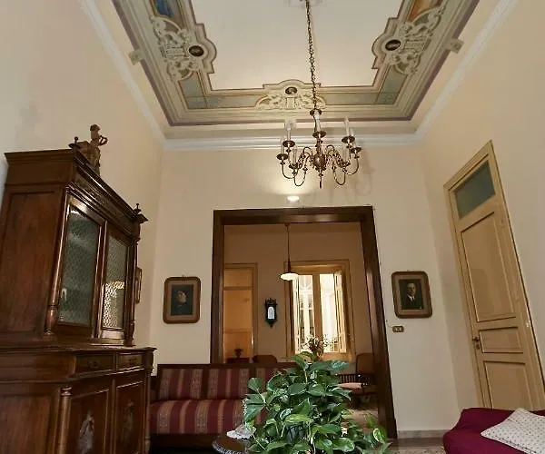 Casa de hóspedes Dimora La Commare 4*