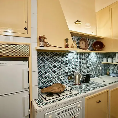 ゲストハウス Dimora La Commare マルサラ