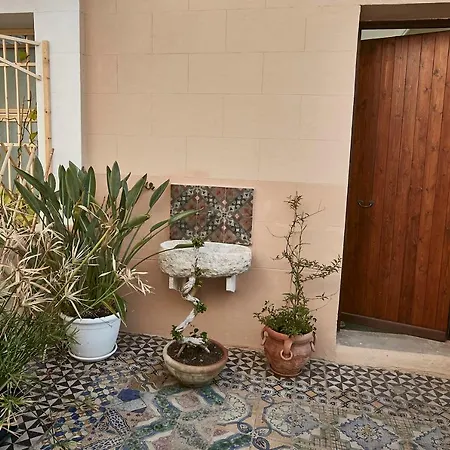 Dimora La Commare Guest house *