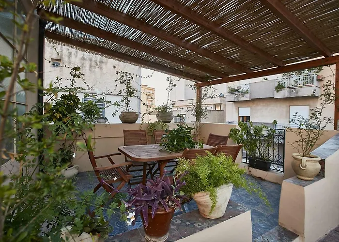 בית הארחה Dimora La Commare 4*